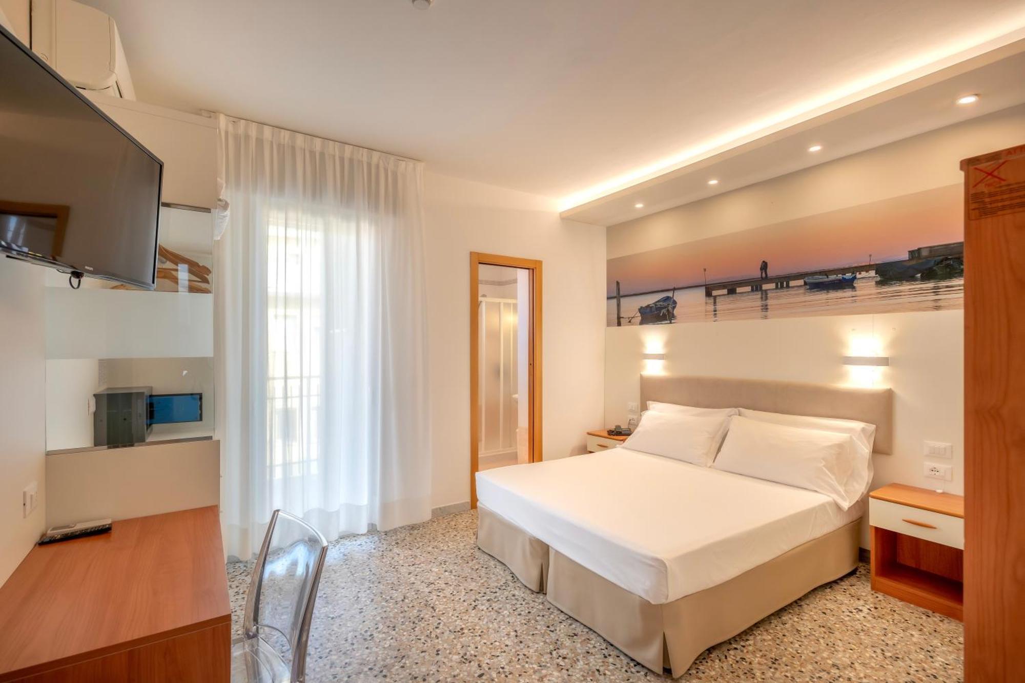Hotel Atenea Golden Star Caorle Ngoại thất bức ảnh