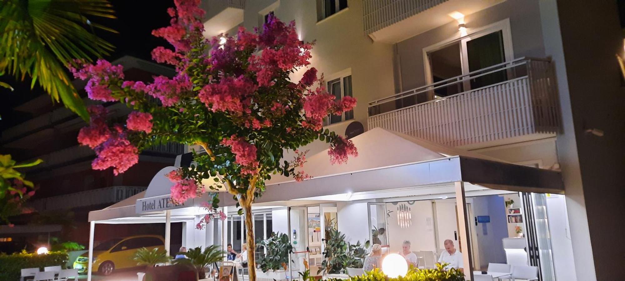 Hotel Atenea Golden Star Caorle Ngoại thất bức ảnh