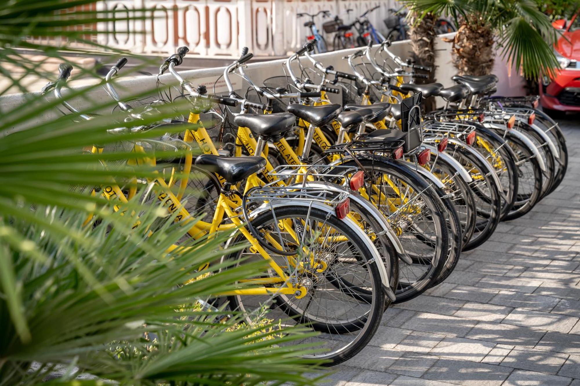 Hotel Atenea Golden Star Caorle Ngoại thất bức ảnh