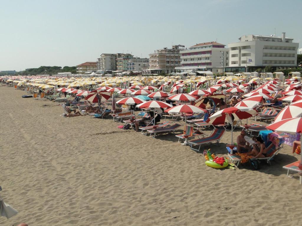 Hotel Atenea Golden Star Caorle Ngoại thất bức ảnh